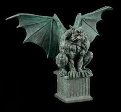 Gargoyle Figur - Magus Sitzt Auf Sockel