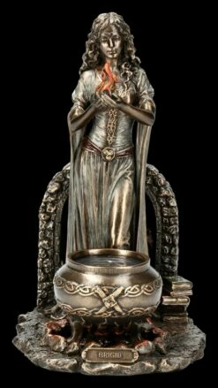 Keltische Brigid Figur - Göttin Des Heims Und Des Herds -FIGUREN Verkäufe 2D FS15227 Keltische Brigid Figur Goettin des Heims und des Herds 1 1280x1280