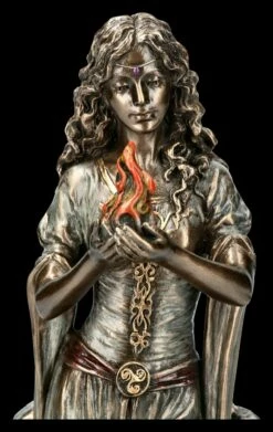 Keltische Brigid Figur - Göttin Des Heims Und Des Herds -FIGUREN Verkäufe 2D FS15227 Keltische Brigid Figur Goettin des Heims und des Herds 3 1280x1280