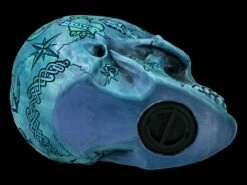 NEMESIS NOW Totenkopf - Tattoo Spardose - Blau 17 NEMESIS NOW Totenkopf - Tattoo Spardose - Blau -FIGUREN Verkäufe 2D FS21509 Totenkopf Tattoo Spardose blau 2 1280x1280