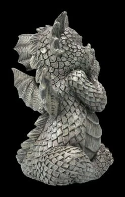 Gartenfigur - Drache Lacht Sich Ins Fäustchen Klein 14 Gartenfigur - Drache Lacht Sich Ins Fäustchen Klein -FIGUREN Verkäufe 2D FS22671 Gartenfigur Drache lacht sich ins Faeustchen klein 4 1280x1280