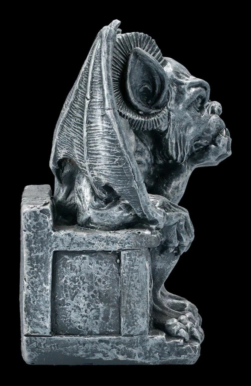 Gargoyle Figur - Kleiner Herrscher Auf Thron 8 Gargoyle Figur - Kleiner Herrscher Auf Thron – Bild 6