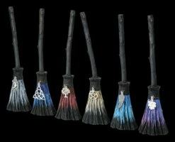 Hexenbesen 6er Set - Positive Energie -FIGUREN Verkäufe 2D FS23188 Hexenbesen 6er Set Positive Energie 7 1280x1280