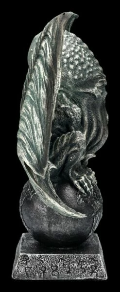 Cthulhu Figur Auf Weltkugel -FIGUREN Verkäufe 2D FS23955 Cthulhu Figur auf Kugel 5 1280x1280