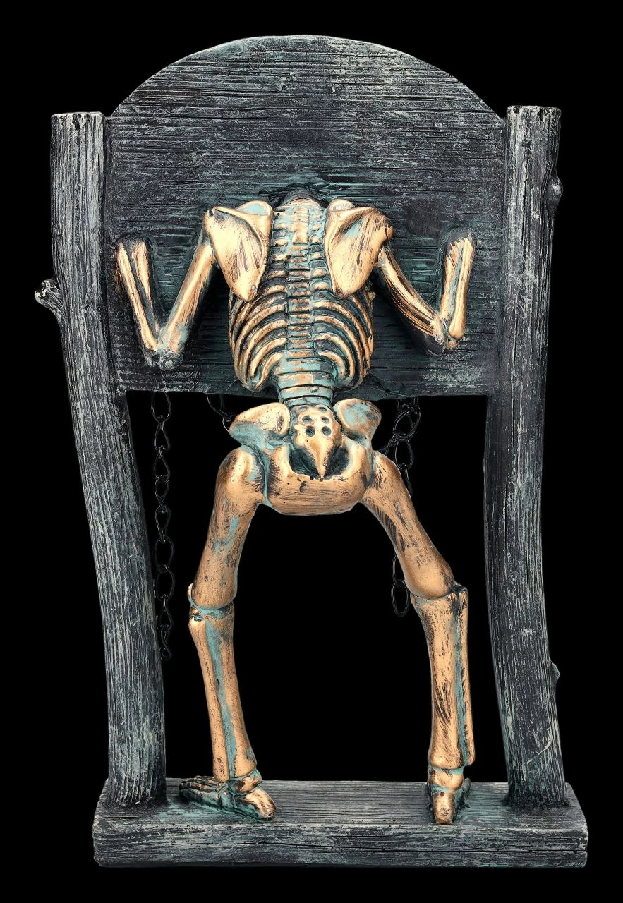 Skelett Figur Am Pranger 6 Skelett Figur Am Pranger – Bild 4