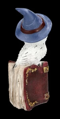 Schneeeulen Figur Mit Zauberbuch - Rot -FIGUREN Verkäufe 2D FS24129 Schneeeulen Figur mit Zauberbuch rot 3 1280x1280