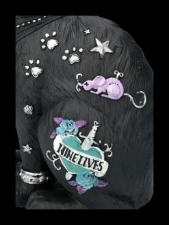 Katzenfigur Mit Tattoos - Nine Lives -FIGUREN Verkäufe 2D FS24374 Katzenfigur mit Tattoos Nine Lives 11 1280x1280