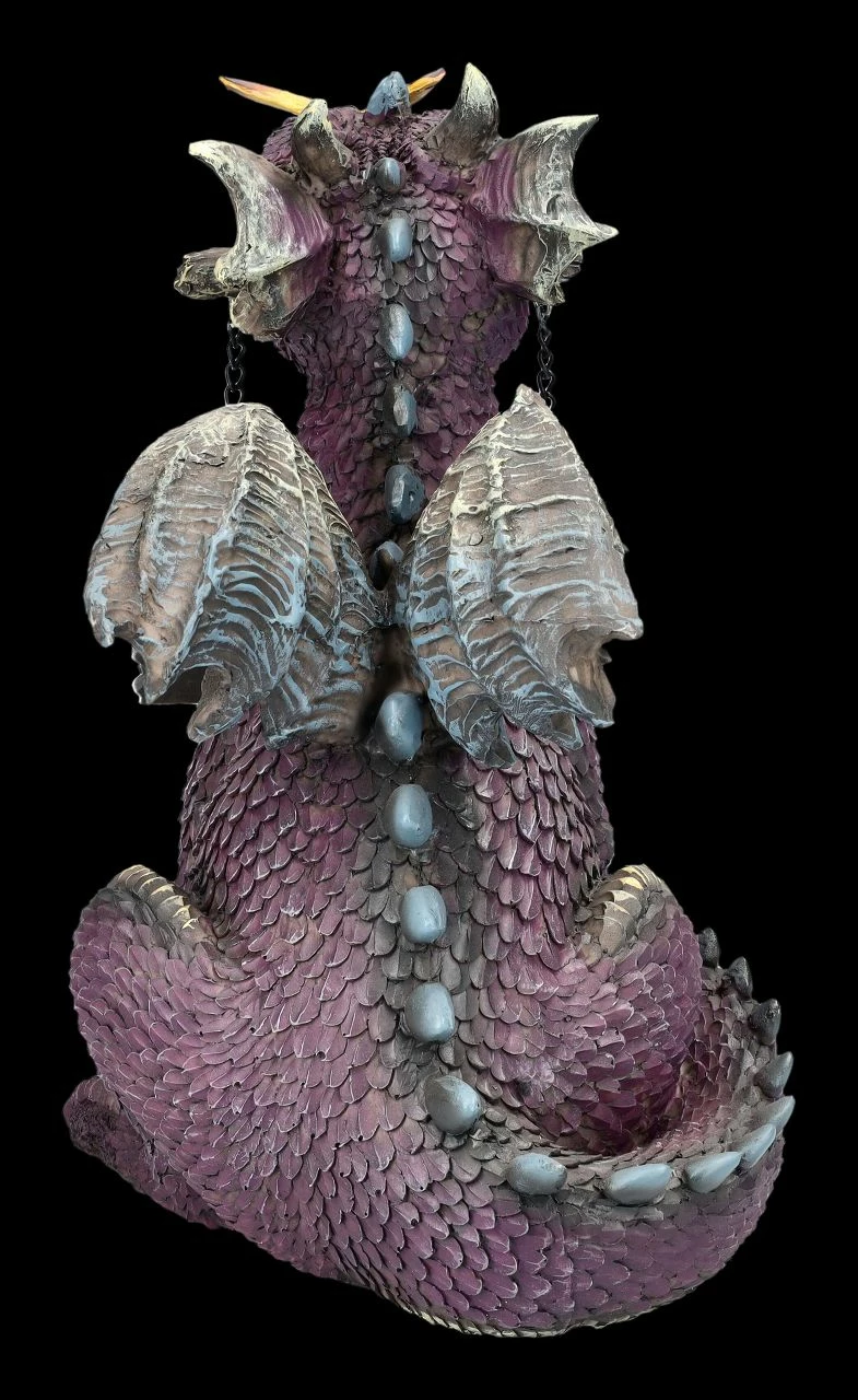 Drachen Figur Lila Mit Welcome Schild 7 Drachen Figur Lila Mit Welcome Schild – Bild 5