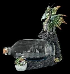 Drachenfigur Mit Flaschenschiff - The Adventure 11 Drachenfigur Mit Flaschenschiff - The Adventure -FIGUREN Verkäufe 2D FS24682 Drachenfigur mit Flaschenschiff The Adventure 6 1280x1280