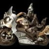 Skelett Figur Motorrad - Ride Or Die Bronzefarben 2 Skelett Figur Motorrad - Ride Or Die Bronzefarben -FIGUREN Verkäufe 2D FS24718 Skelett Figur Motorrad Ride or Die bronzefarben 1 1280x1280