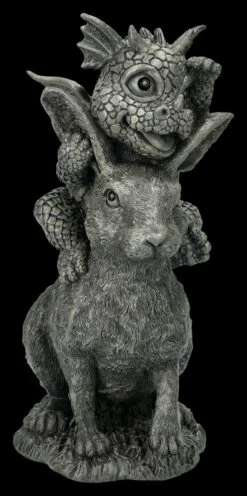 Garten Figur - Drachen Baby Reitet Auf Hase 11 Garten Figur - Drachen Baby Reitet Auf Hase -FIGUREN Verkäufe 2D FS25029 Garten Figur Drachen Baby reitet auf Hase 5 1280x1280