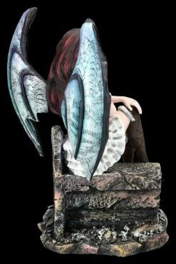 Elfen Figur - Dark Mira Sitzt Auf Treppe 14 Elfen Figur - Dark Mira Sitzt Auf Treppe -FIGUREN Verkäufe 2D FS25417 Elfen Figur Dark Mira sitzt auf Treppe 3 1280x1280