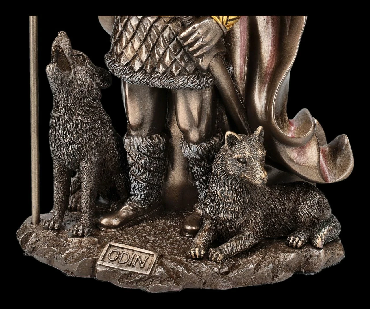 Odin Figur Stehend Mit Wölfen Und Raben 10 Odin Figur Stehend Mit Wölfen Und Raben – Bild 8