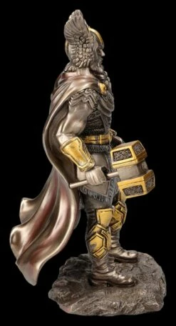 Thor Figur Mit Hammer Und Flügel-Helm 14 Thor Figur Mit Hammer Und Flügel-Helm -FIGUREN Verkäufe 2D FS25663 Thor Figur mit Hammer und H rner Helm 4 1280x1280