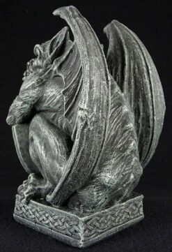 Gargoyle Stützt Sich Auf Schild 13 Gargoyle Stützt Sich Auf Schild -FIGUREN Verkäufe 4634 4 gargoyle 4 1280x1280