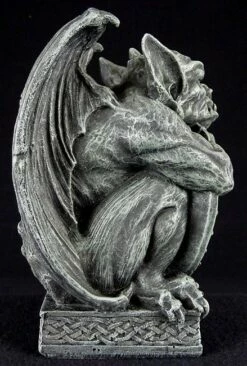 Gargoyle Stützt Sich Auf Schild 15 Gargoyle Stützt Sich Auf Schild -FIGUREN Verkäufe 4634 6 gargoyle 6 1280x1280