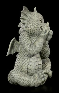 Drachen Gartenfigur - Lacht Sich Ins Fäustchen -FIGUREN Verkäufe Drachen Gartenfigur Lacht Sich Ins Faeustchen 1 1280x1280