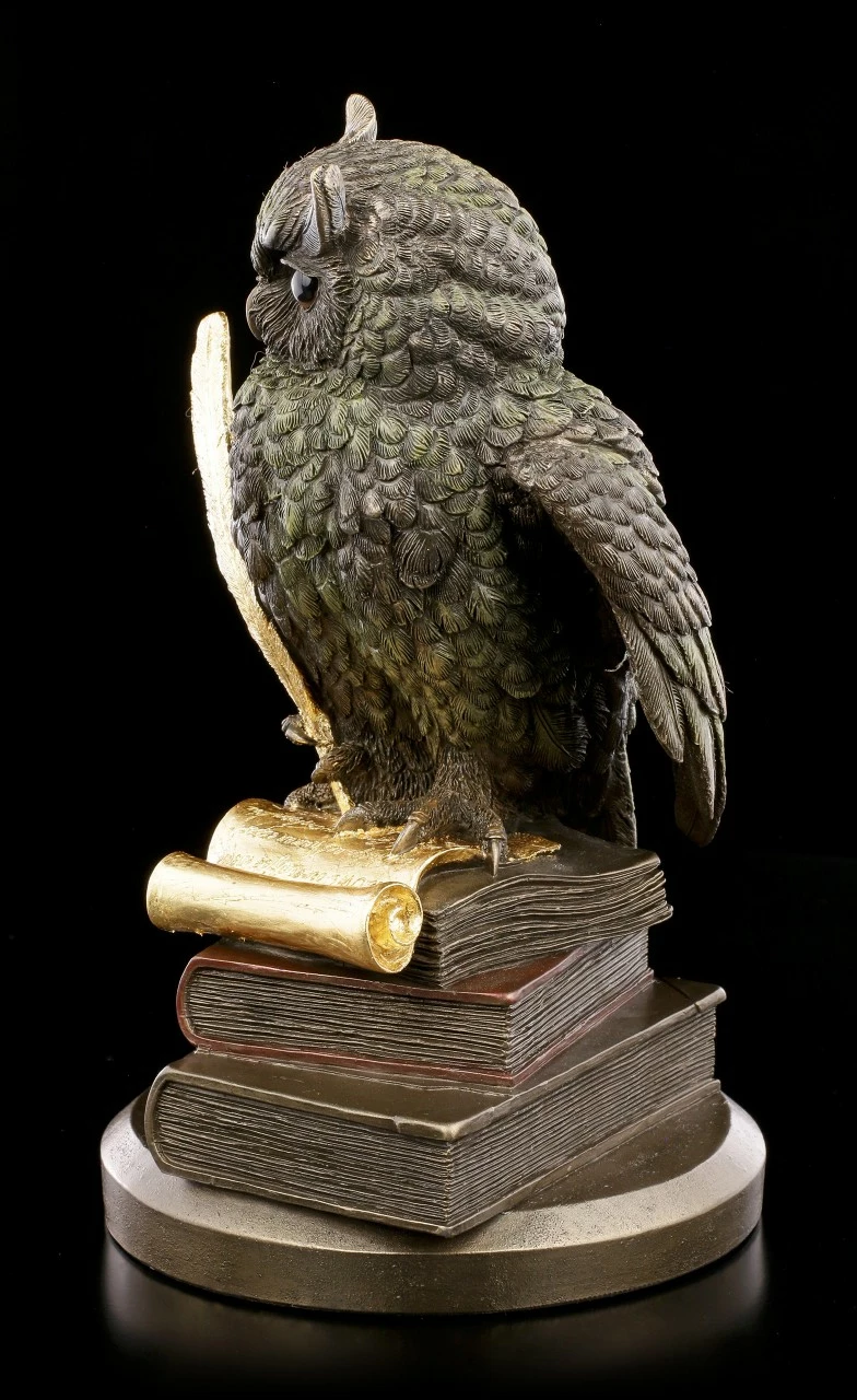 Eulen Figur Auf Büchern Mit Goldener Feder 7 Eulen Figur Auf Büchern Mit Goldener Feder – Bild 5