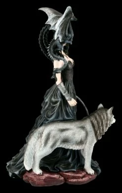 Hexen Figur - Bella Maestra By Nene Thomas -FIGUREN Verkäufe FS21113 Hexen Figur Bella Maestra mit Wolf 6 1280x1280