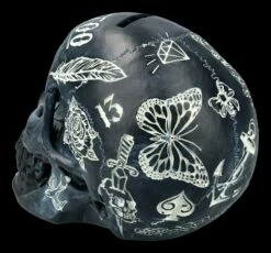 NEMESIS NOW Totenkopf - Tattoo Spardose - Schwarz -FIGUREN Verkäufe FS21507 Totenkopf Tattoo Spardose schwarz 5 1280x1280