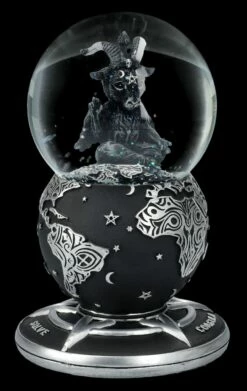 NEMESIS NOW Schneekugel Baphomet - Baphoboo -FIGUREN Verkäufe FS26037 Schneekugel Baphomet Baphoboo 9 1280x1280