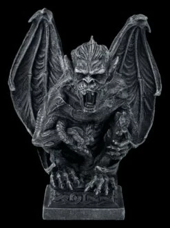 Gargoyle Figur Auf Podest Brüllend