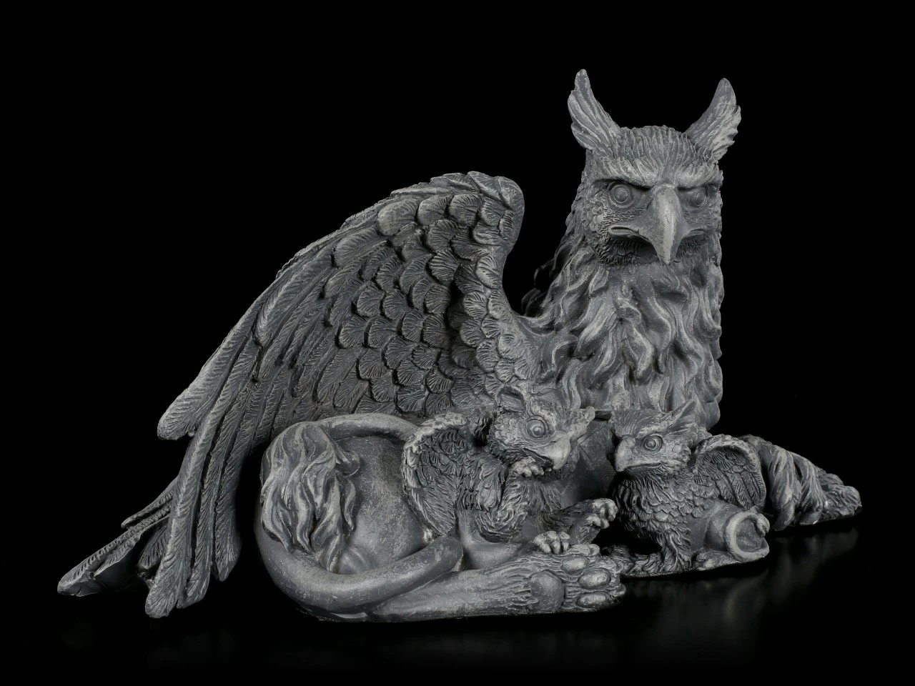 Greif Figur Mit Zwei Jungen 3 Greif Figur Mit Zwei Jungen