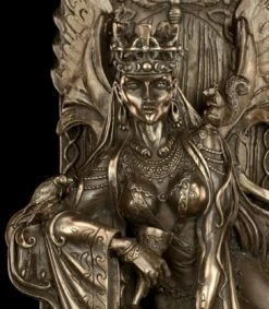 Keltische Göttin Figur - Queen Maeve -FIGUREN Verkäufe Koenigin der Wildniss 9 1280x1280