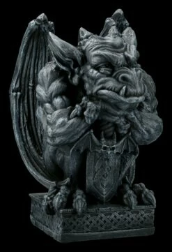 Gargoyle Mit Schwert