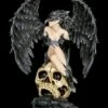 Dark Angel Figur - Rabenkönigin Auf Totenkopf -FIGUREN Verkäufe Rabenkoenigin Dark Angel 1 1280x1280