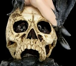 Dark Angel Figur - Rabenkönigin Auf Totenkopf -FIGUREN Verkäufe Rabenkoenigin Dark Angel 8 1280x1280